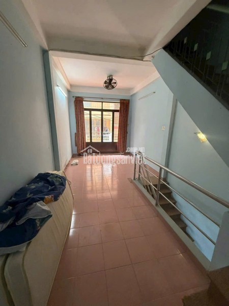 Bán Gấp Nhà HXH Lãnh Binh Thăng , Trung Tâm Quận 11