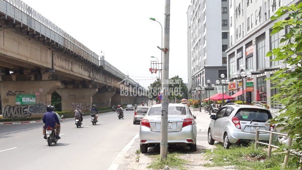 BÁN NHÀ 5 TẦNG LIÊN MẠC – GIÁP THƯỢNG CÁT – BẮC TỪ LIÊM – Ở NGAY, TIỀM NĂNG CAO