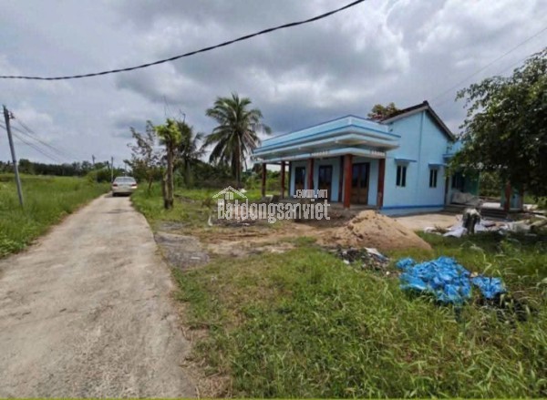 Bán gấp lô đất lúa hai mặt tiền hạ giá 570 triệu.công