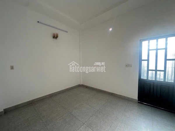 CĂN GÓC HẺM XE HƠI TẬN NHÀ HIỆP THÀNH 35 - VỊ TRÍ ĐẸP