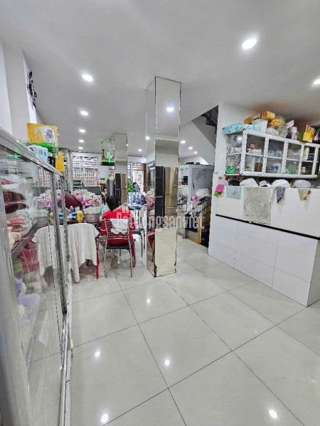 Bán Nhà Nguyễn Văn Linh, Q7 – phù hợp khai thác cho thuê