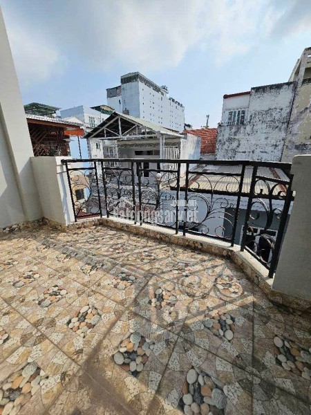 Bán Nhà Nguyễn Văn Linh, Q7 – phù hợp khai thác cho thuê