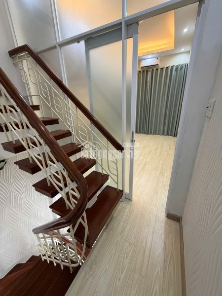 CẦN BÁN GẤP! Quận 5 - CAO ĐẠT 3 TẦNG - Hẻm thông tứ tung - GIÁ CỰC TỐT