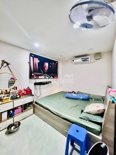 Bán nhà đường số 11, Trường Thọ, Thủ Đức, TP HCM. DT 94m2, 2 tầng. Giá  7.1 tỷ, SHR - 0933125879