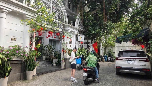 HIẾM GIỮA TRUNG TÂM PHÚ NHUẬN – 15x20M - DÒNG TIỀN TRÊN 300 TRIỆU/THÁNG- CHÍNH CHỦ -Chi 148ty