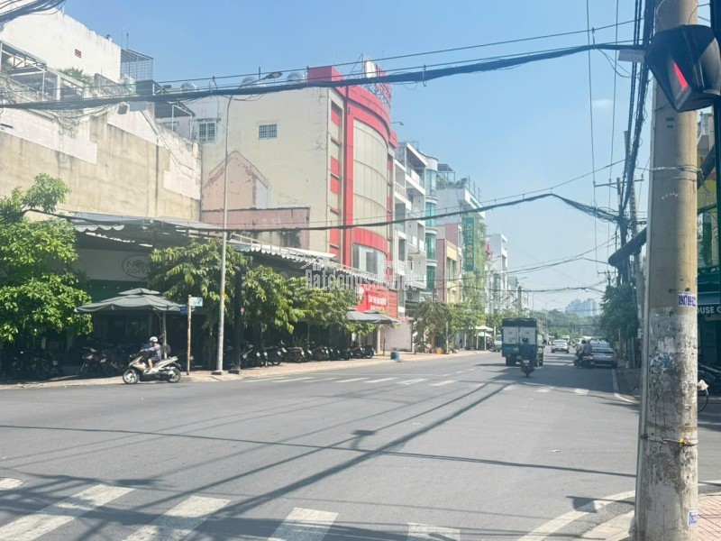 N.Ợ . B.A.N.K 20Ty Bán Gấp Khuân Đất 2 MT Trần Văn Kiểu và Đường Số 26 Khu Bình Phú