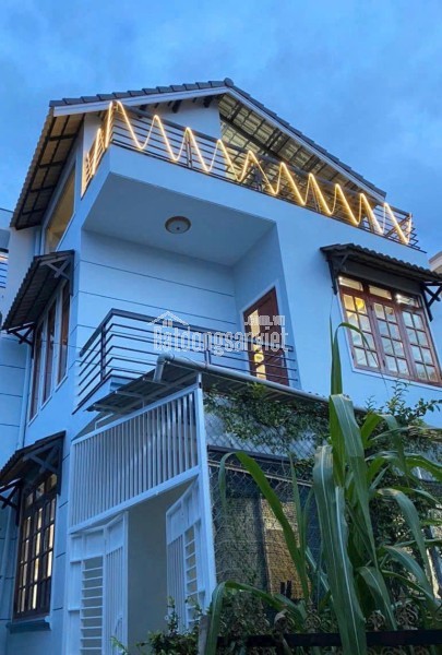 Bán Villa sân vườn 250m2 Yết Kiêu Phường 6 Đà Lạt giá 13 tỷ