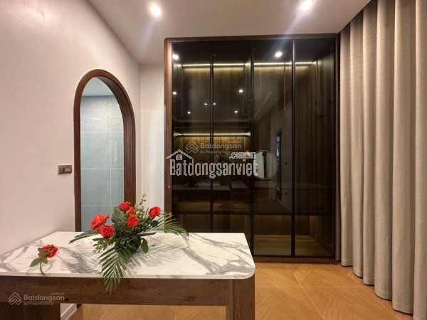 Bán nhà phố Đầm Trấu 4 tầng ô tô cửa chỉ 30 tỷ