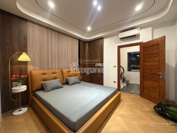 Bán nhà phố Đầm Trấu 4 tầng ô tô cửa chỉ 30 tỷ