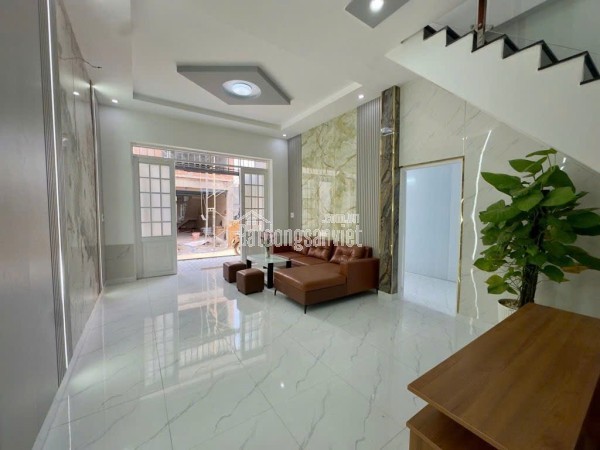 Nhà đẹp KDC Trung Nhân Q12 – 4 tầng BTCT – xe hơi – giá 5.x tỷ