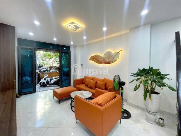 Nhà đẹp đón tết chỉ hơn 2x, full nội thất