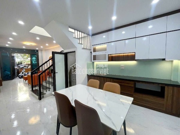 Nhà đẹp đón tết chỉ hơn 2x, full nội thất