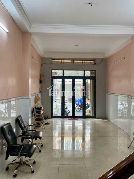 BÁN GẤP NHÀ MẶT TIỀN KINH DOANH DƯƠNG TỬ GIANG QUẬN 5