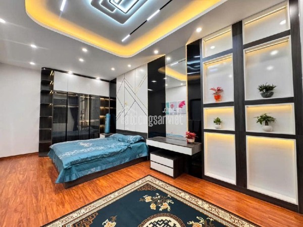 Bán nhà trung tâm Nam Từ Liêm – Ô tô 7 chỗ vào nhà – 8 tầng thang máy – Ở sướng trung tâm – Nhỉnh