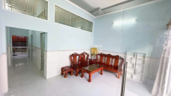 102. nhà 6 triệu 2 phòng ngủ gần trường An Khánh