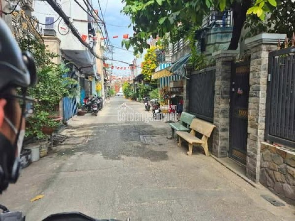 Bán Nhà Khu Vực Tân Bình - Đường Trần Thánh Tông - 31.8 m²/ 2 tầng - Hẻm Ba gác - Nhỉnh 4 Tỷ (TL)