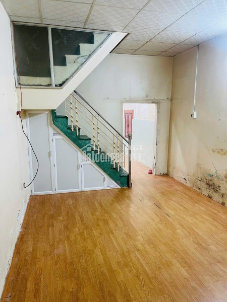 ĐỂ LẠI CĂN NHÀ 2 TẦNG KINH DOANH MẶT TIỀN ĐƯỜNG NGUYỄN TẤT THÀNH ĐỐI DIỆN KĐT AN BÌNH TÂN P.TÂY