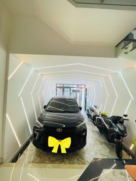 bán nhà hẻm xe tang  nhà mới sos gấp bán q4 
4  tấm rẻ bèo
