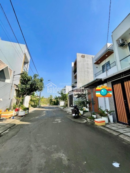 BÁN căn nhà xuất hiện cấu trúc SẴN KHU dân sinh sống TRƯỜNG LƯU, LONG TRƯỜNG - con đường OTO 9M