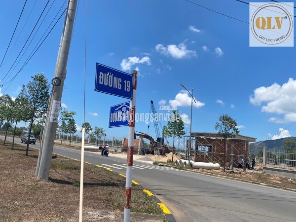 Bán kho, nhà xưởng tại Thị trấn Đất Đỏ, Huyện Đất Đỏ, Bà Rịa Vũng Tàu giá 2,21 Triệu