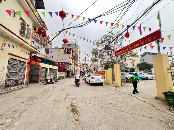 BÁN NHÀ LIÊN MẠC THƯỢNG CÁT – BẮC TỪ LIÊM  NHÀ 5 TẦNG XÂY MỚI  Ô TÔ 7 CHỖ ĐỖ CỬA  HƠN 5 TỶ