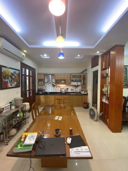 Bán nhà MP KĐT Vinaconex3, N.T.Liêm. DT 90m x4,5 tầng.SĐCC. Giá 31 tỷ.LH: 0964769634