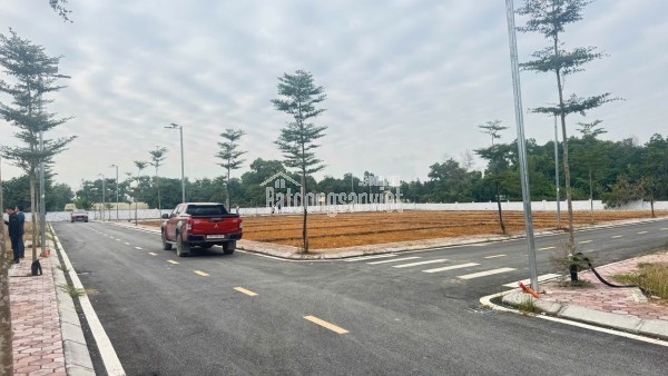 Chính chủ cần tiền bán gấp đất Phú Cát, Hòa Lạc  đón sóng quy hoạch giá còn rẻ.