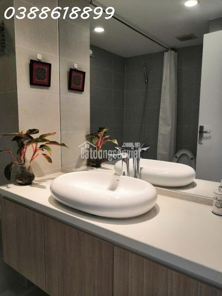 BÁN TOÀ KHÁCH SẠN MP BA ĐÌNH 220Mx10T, MT 7,5M - CÓ HOÀN CÔNG - PCCC - DÒNG TIỀN 400TR/ THÁNG