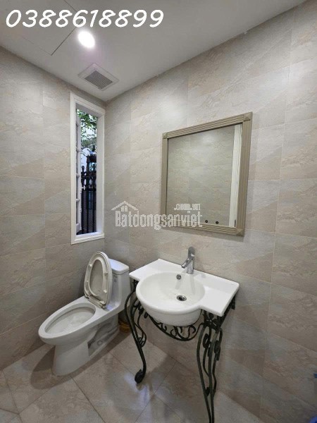 BÁN PHÂN LÔ PHÙNG CHÍ KIÊN 56Mx7T - THANG MÁY -  GARA 2 Ô TÔ VÀO NHÀ