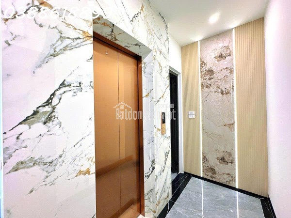 BÁN PHÂN LÔ PHÙNG CHÍ KIÊN 56Mx7T - THANG MÁY -  GARA 2 Ô TÔ VÀO NHÀ