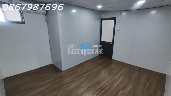 Căn nhà tập thể 74B Quang Trung, hẻm 2,4m * Cách biển Trần Phú: 450m. Giá: 2,150 tỷ