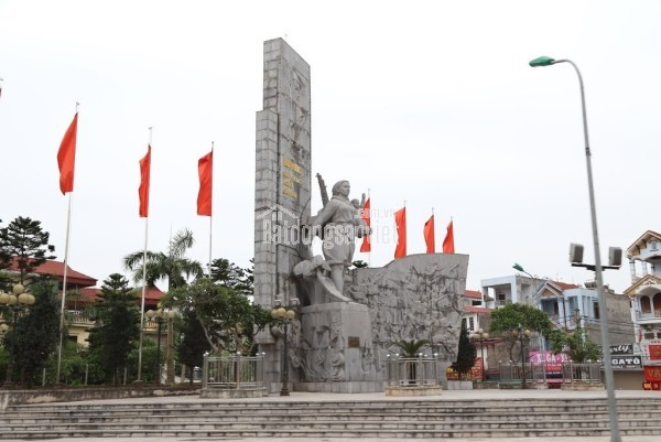 Bán nhà Đông Ngạc quận Bắc Từ Liêm 40m² – khu dân trí cao – nhỉnh 6 tỷ