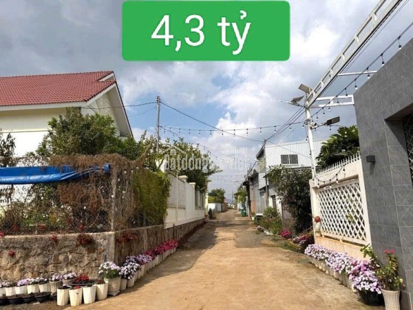 Bán 369,3m2 Đất - Đức Trọng - Lâm Đồng gần trung tâm giá 4 tỷ 3