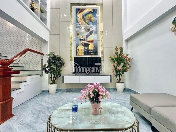 Bán nhà HXH Tân Sơn 4 tầng 74m2 4PN 3WC sát sân golf Tân Sơn Nhất vào ở ngay nhỉnh 8 tỷ