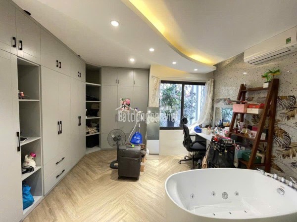 BÁN PL TRUNG KÍNH 105Mx6T, MT5,6M - Ô TÔ VÀO NHÀ - KINH DOANH - ĐẦU TƯ