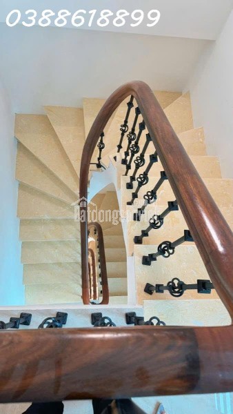 BÁN BUILDING MẶT PHỐ HOÀNG VĂN THÁI 120Mx8T,MT6M - DT 1,5 TỶ/NĂM - HOÀN CÔNG, PCCC ĐẦY ĐỦ