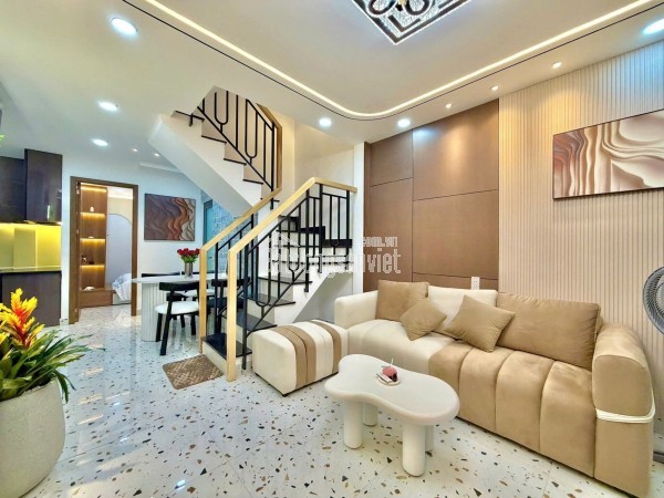 SIÊU PHẨM KINH ĐÔ THỜI TRANG TRẦN HUY LIỆU - TRẦN QUANG DIỆU