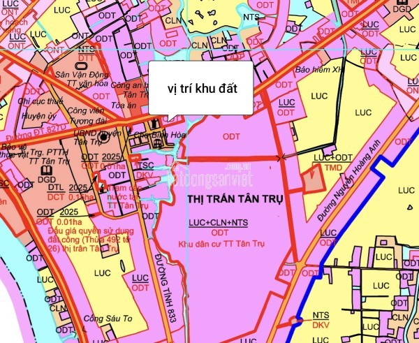 Bán nhà phố mặt tiền trung tâm chợ xã Tân Trụ giá chỉ 4 tỷ