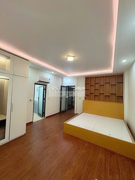 LÃ XUÂN OAI . KHU PHÂN LÔ . NHÀ 4 TẦNG . NHỈNH 6 TỶ . HXH . DTSXD 170m2 . Q9 . THỦ ĐỨC