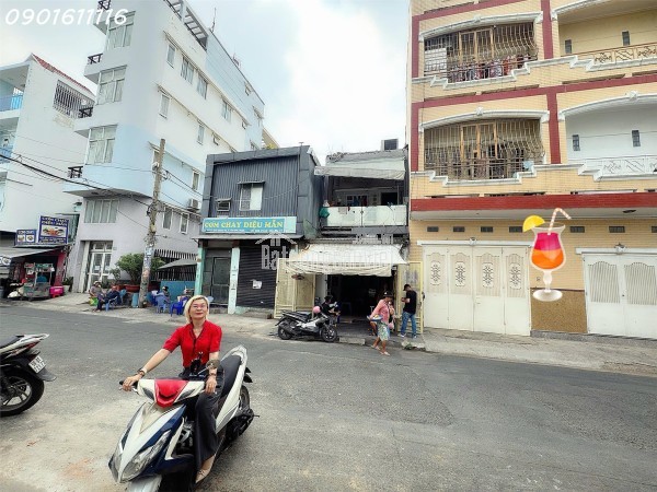 BÁN NHÀ 3 MẶT TIỀN XE HƠI QUAY ĐẦU - ĐƯỜNG TÔN THẤT THUYẾT QUẬN 4 - SÁT TRƯỜNG HỌC VĨNH HỘI -  -