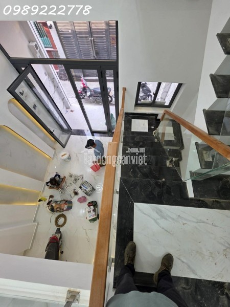 LÊ VĂN SỸ- P12 - 3.6x10- 5 TẦNG - 6 PN 7WC - XE HƠI TỚI NHÀ - 2 SÂN THƯỢNG - KINH DOANH TỐT - VỊ