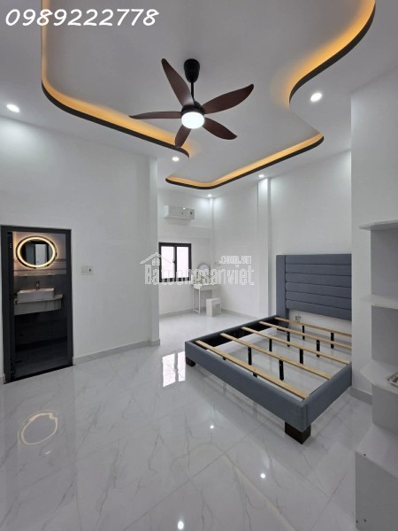 LÊ VĂN SỸ- P12 - 3.6x10- 5 TẦNG - 6 PN 7WC - XE HƠI TỚI NHÀ - 2 SÂN THƯỢNG - KINH DOANH TỐT - VỊ