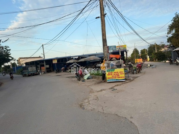 GIÁ 830 TR DIỆN TÍCH 100 M FUN THỔ CƯ - SỔ ĐỎ SẪN SÀNG CÔNG CHỨNG 
CAM KẾT PHÁP LÝ CHUẨN RÕ RÀNG