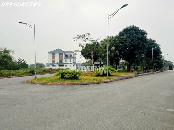 Bán đất BT 300m2, 2 mặt đường view vườn hoa tại Khu đô thị Nam Đầm Vạc, Vĩnh Yên, Vĩnh Phúc