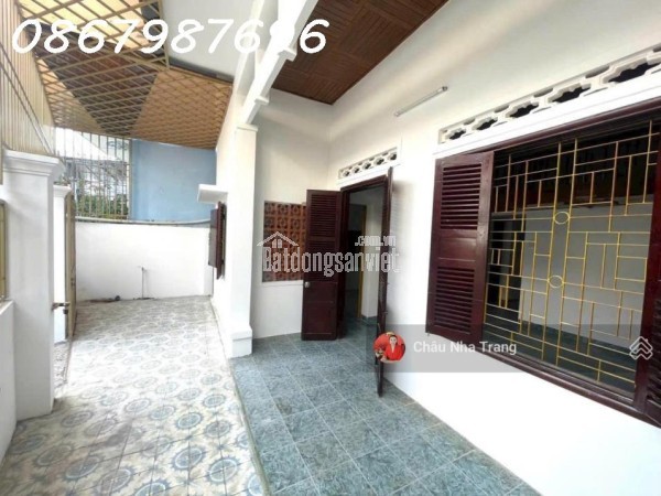 [Hàng hiếm] Nhà đẹp 2 tầng - 2 mặt tiền ngay hẻm Hương Lộ Ngọc Hiệp, Nha Trang.