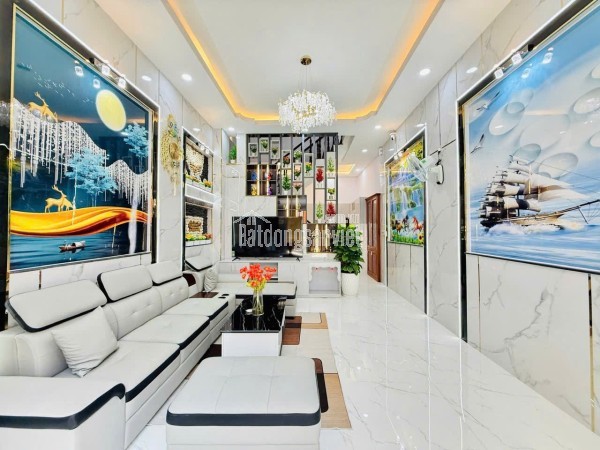 NHÀ BÁN QUẬN 12 - GIÁP SONG HÀNH, TRƯỜNG CHINH.
QUA TÂN BÌNH CHỈ VÀI PHÚT NHÀ 4 TẦNG BTCT VÀO Ở