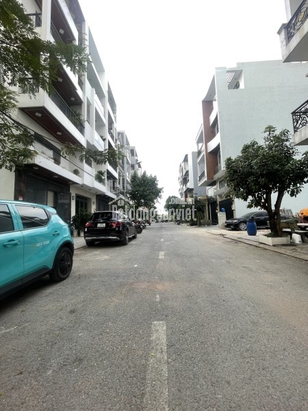 NHÀ CHÍNH CHỦ BÁN Q12 DIỆN TÍCH GẦN 100m2 HẺM OTO SÁT NHÀ -NHÀ ĐẸP -2 TẦNG VÔ Ở NGAY GẦN ĐƯỜNG