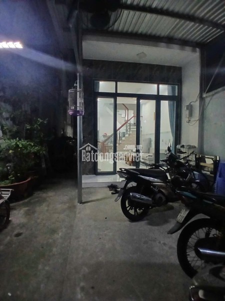 GẤP BÁN NHÀ MẶT TIỀN CHỢ THIẾC LÊ VĂN KHƯƠNG HIỆP THÀNH QUẬN 12 TIỆN KINH DOANH 85M2 - CHỈ 6.5 TỶ