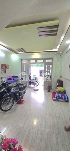 NHÀ CHÍNH CHỦ, NGAY NGUYỄN VĂN QUÁ - ĐÔNG HƯNG THUẬN GIÁP GÒ VẤP GIÁP NHÀ GA T3
DT:70m2 ( 4.1m X