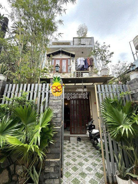 NHÀ BÁN, NGAY NGUYỄN VĂN QUÁ - ĐÔNG HƯNG THUẬN 02-GIÁP GÒ VẤP GIÁP NHÀ GA T3 CÁCH 1 CĂN RA MẶT